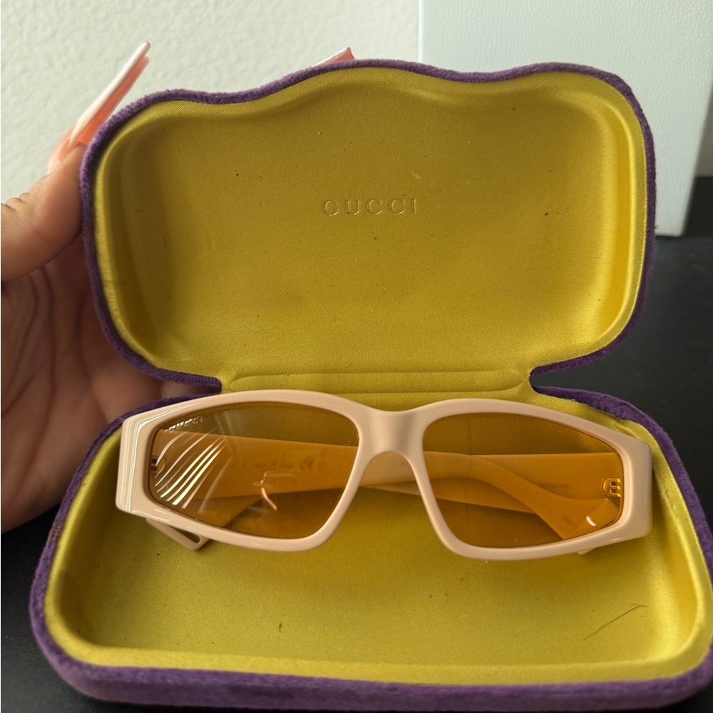 Pink vintage Gucci sunglasses